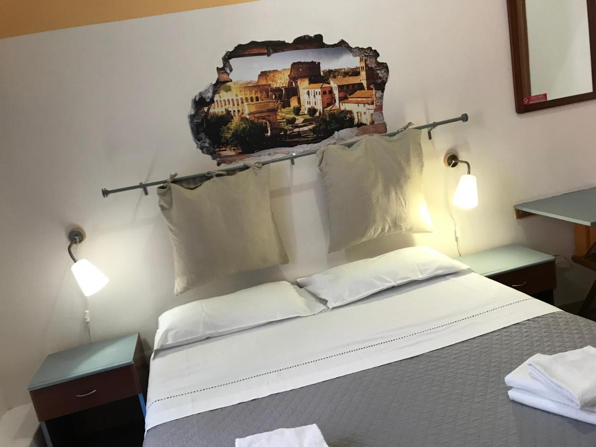 San Daniele Bundi House Hotel Roma Ngoại thất bức ảnh