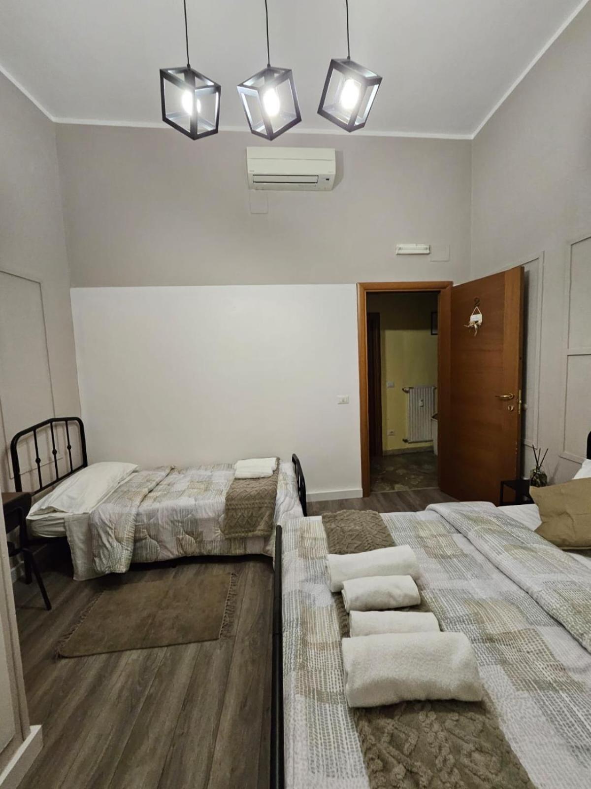 San Daniele Bundi House Hotel Roma Ngoại thất bức ảnh