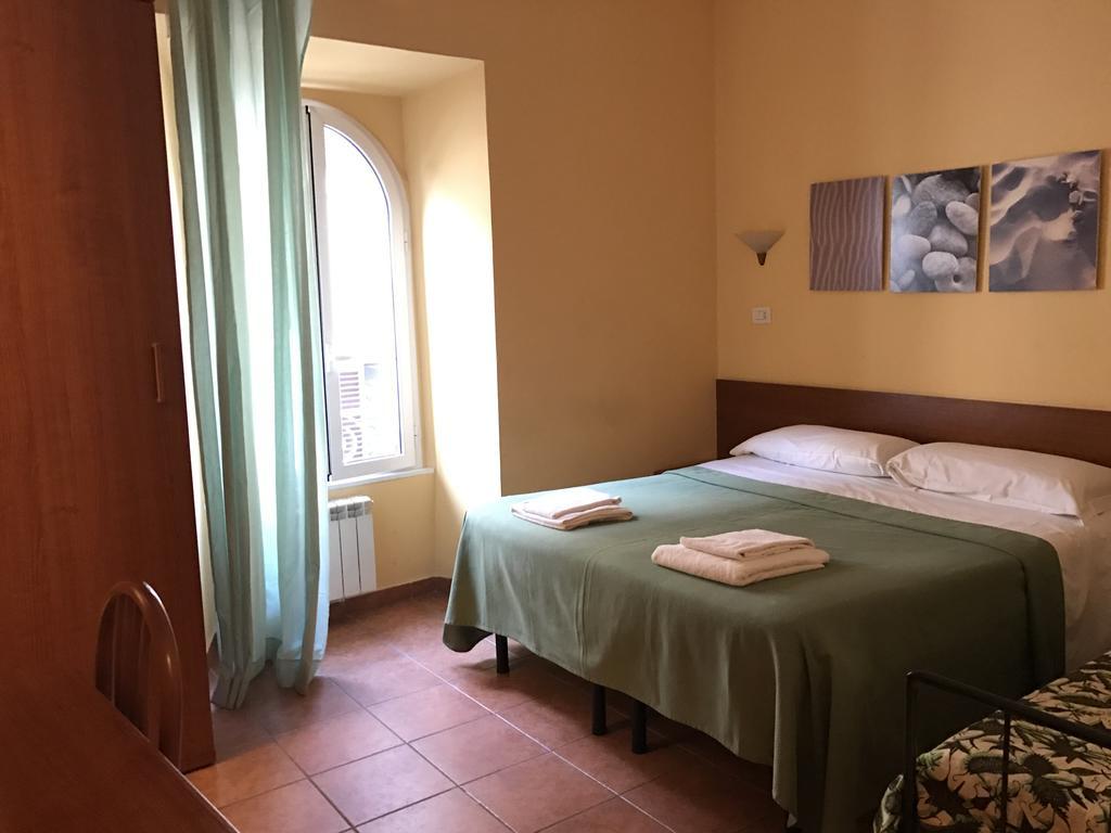 San Daniele Bundi House Hotel Roma Ngoại thất bức ảnh