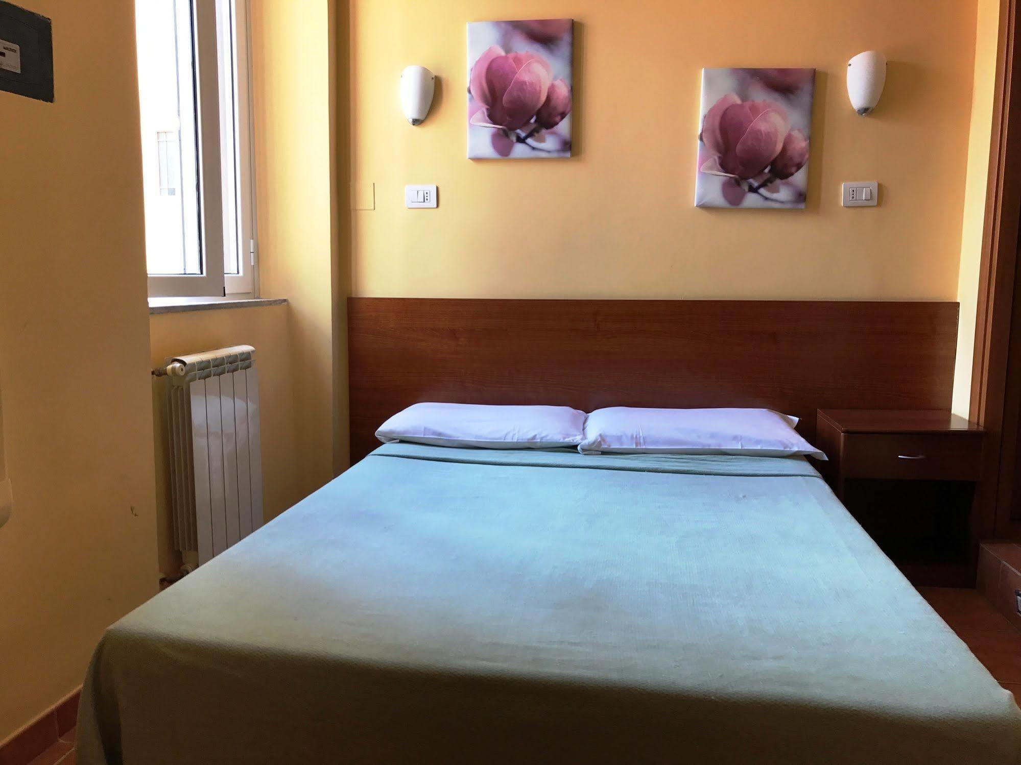 San Daniele Bundi House Hotel Roma Ngoại thất bức ảnh