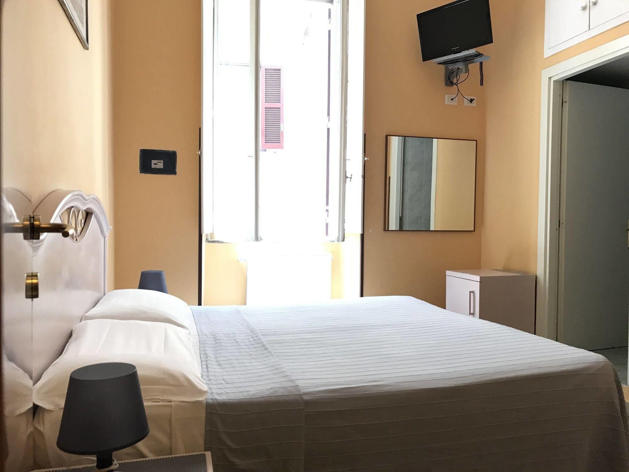 San Daniele Bundi House Hotel Roma Ngoại thất bức ảnh