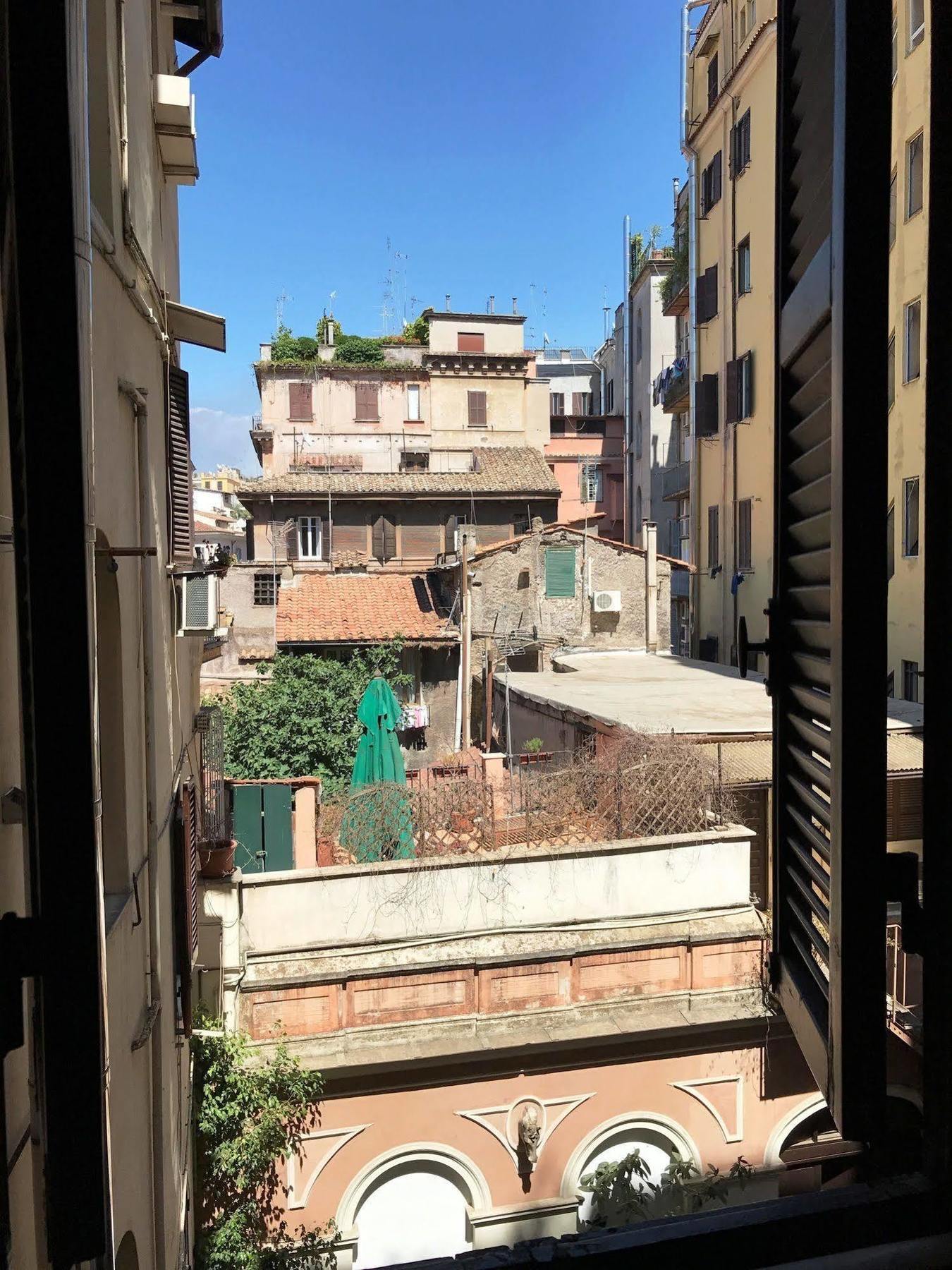 San Daniele Bundi House Hotel Roma Ngoại thất bức ảnh